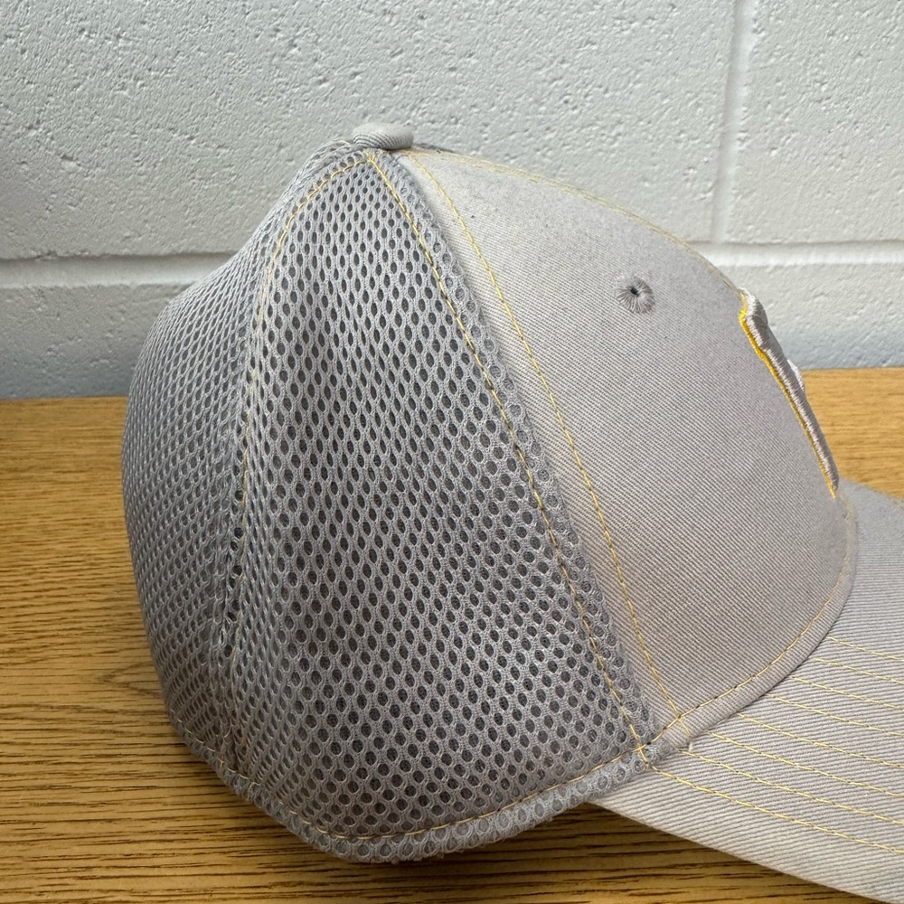 Pittsburgh Pirates New Era Gray Cap with Yellow Logo Medium/Large - Picture 3 of 6